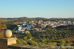 Panorámica de Valencia de Alcántara vista desde la Ermita de Nª Sra. de Los Remedios - Ampliar